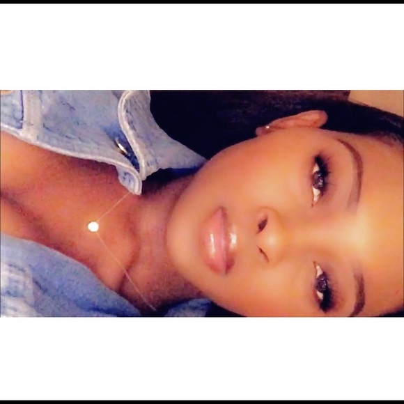 Meet your Posher, Derline - Picture 1 of 1